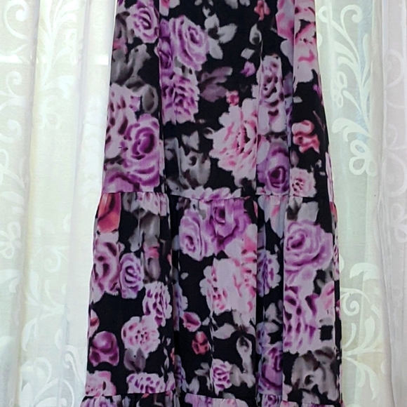✨HOST PICK✨ JEANSWEST black, purple & pink sheer Floral Maxi Dress - Picture 7 of 8